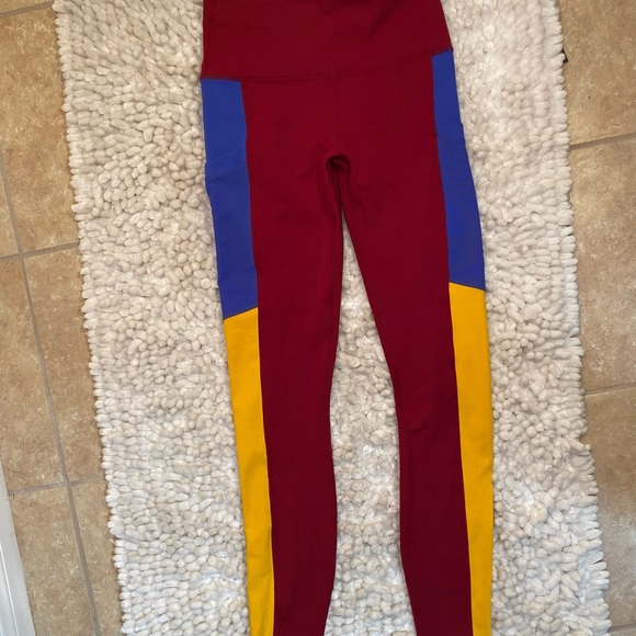 Power Hold Fabletics Red Blue Yellow High Rise Ex Small Athletic Leggings NWOT - Picture 11 of 14